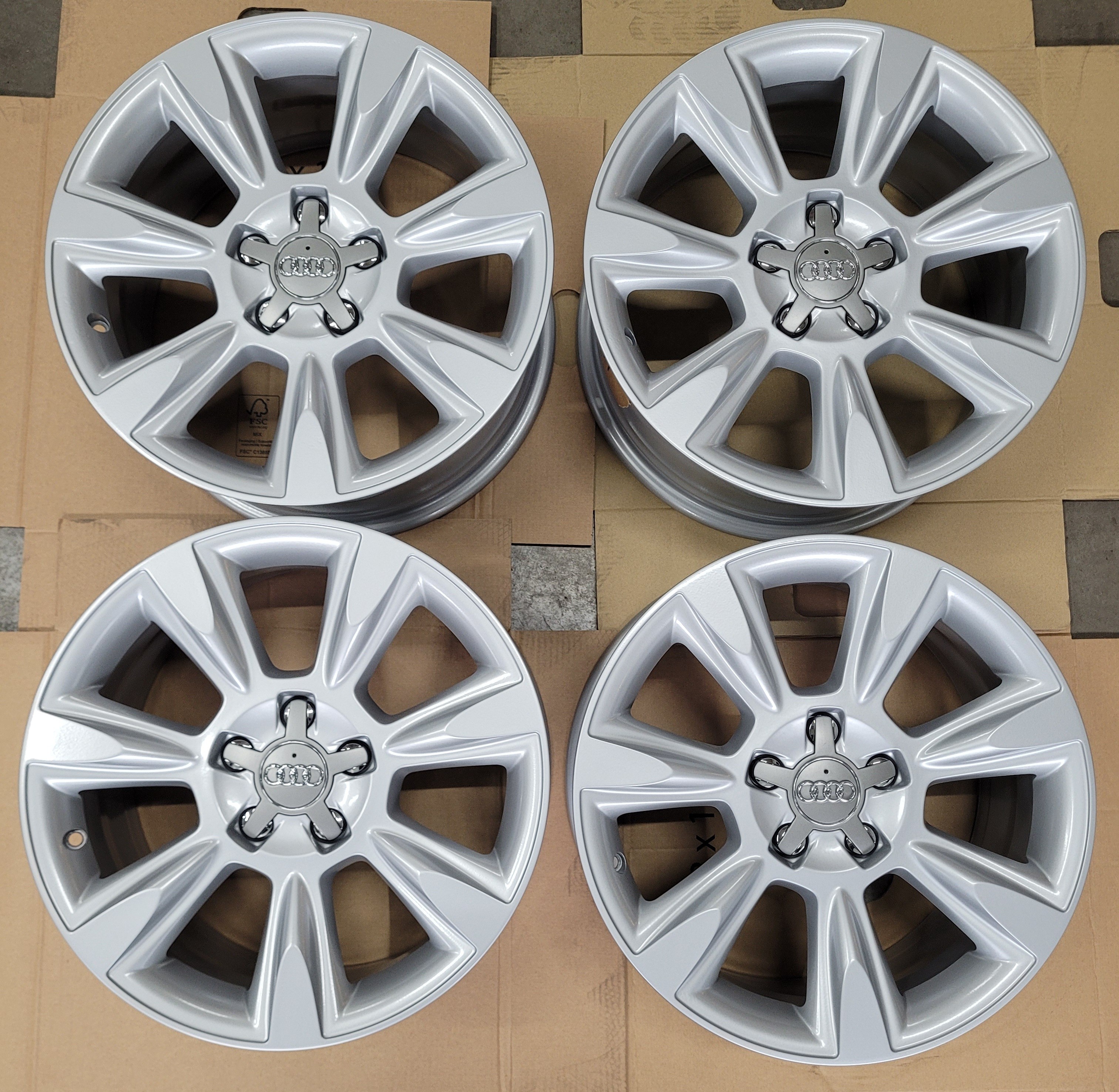 Alufelgen Original  4 Stk. Audi A4 B8 17 Zoll Felge 7,5x17 et28 5x112 8K0 601 025AF 66,6mm
