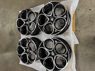 Alufelgen Original 4 Stk. Alfa Romeo 20 Zoll Felge 8,5x20 et31 5x110 156146319