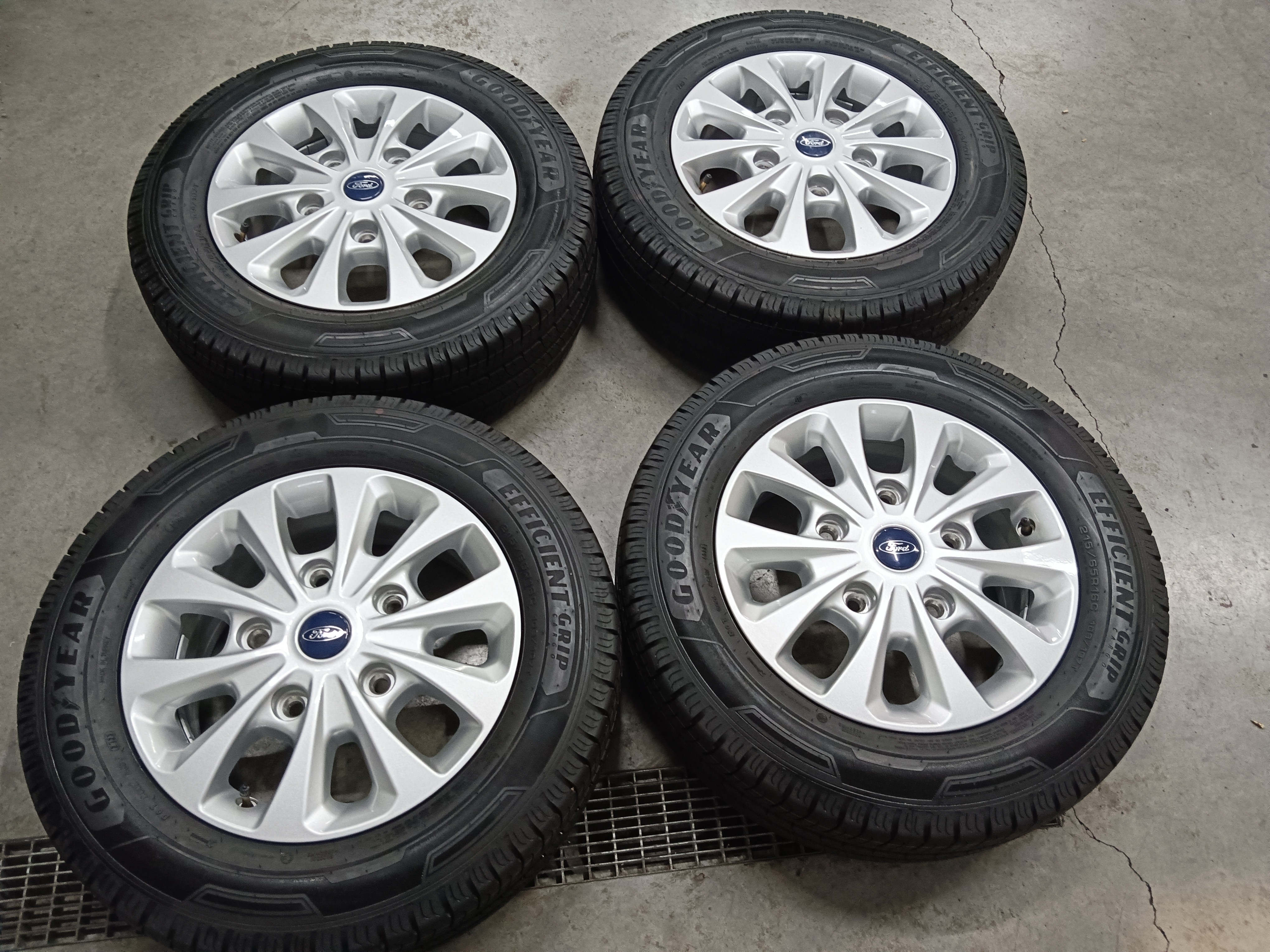Komplettrad Alufelgen Original 4 Stk. Ford 16 Zoll Felge JK21-GA